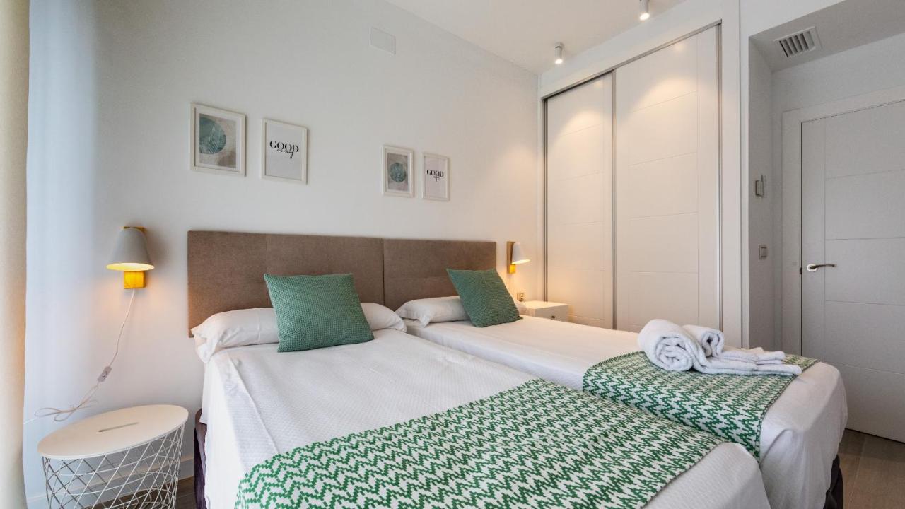 Homity Holidays - Playa Granada - Marina Golf Motril Extérieur photo