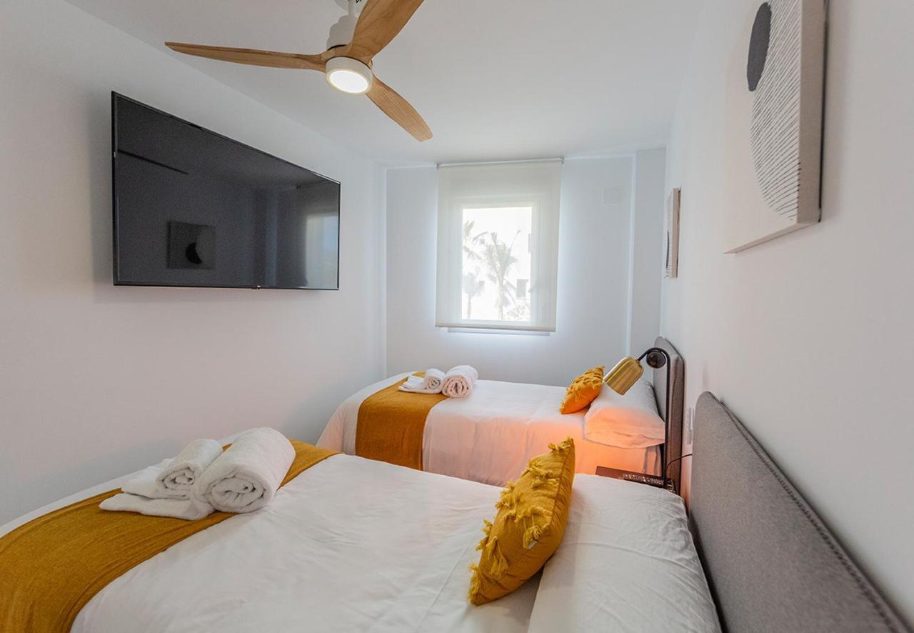 Homity Holidays - Playa Granada - Marina Golf Motril Extérieur photo