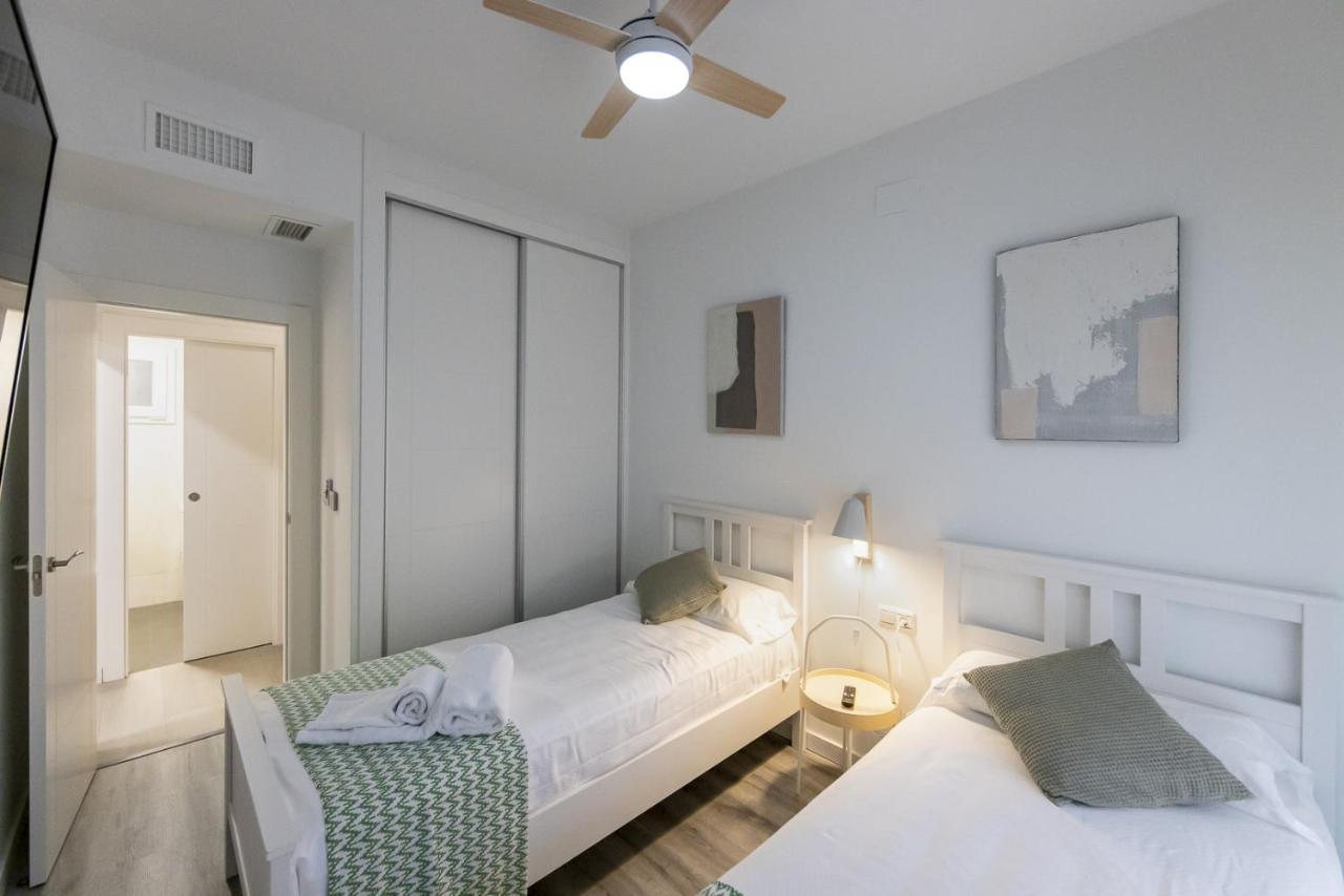 Homity Holidays - Playa Granada - Marina Golf Motril Extérieur photo