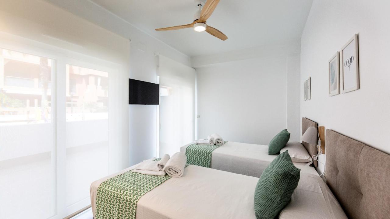 Homity Holidays - Playa Granada - Marina Golf Motril Extérieur photo
